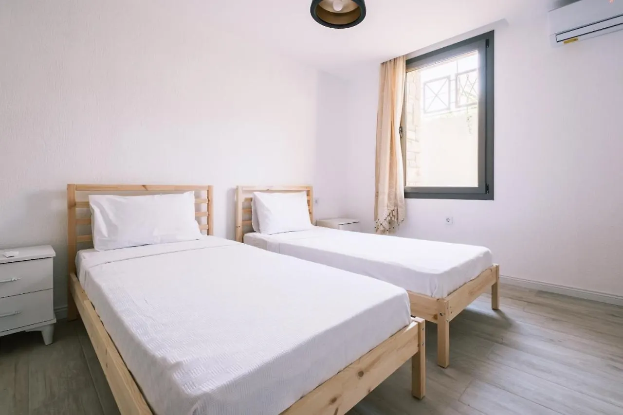 Comfy Flat W Patio 3 Min To Beach In Bodrum Apartment Turkey