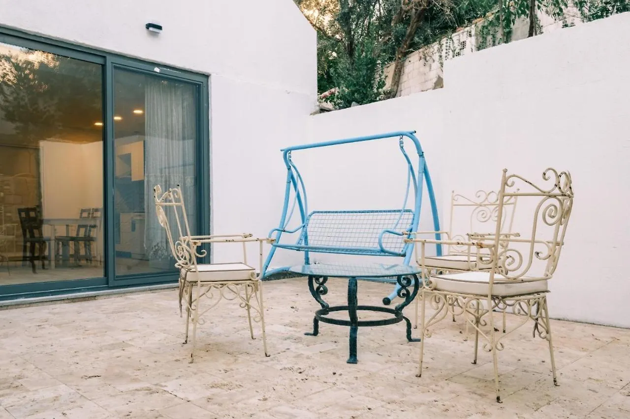 Comfy Flat W Patio 3 Min To Beach In Bodrum Apartment